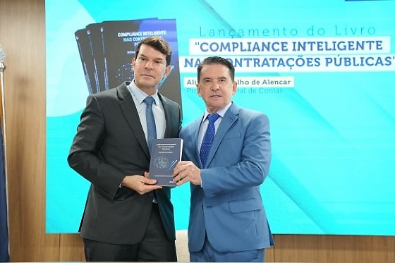 LIVRO TCE ALISSON ALENCAR USO I.A.jpg