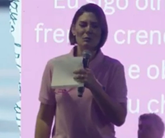 Em MT, Michelle Bolsonaro critica excesso de poder do Judiciário: “elegemos homens e mulheres fracas, que estão de joelhos”   