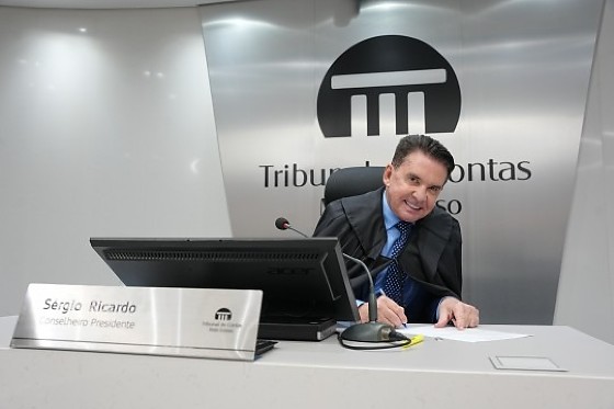 SERGIO RICARDO REELEITO PRESIDENTE DO TCE.jpg
