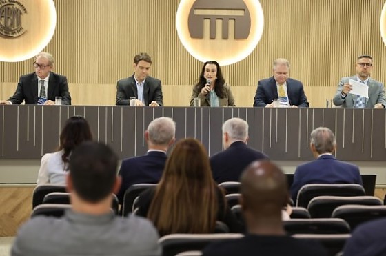 DEBATE TCE REFORMA TRIBUTARIA.jpg