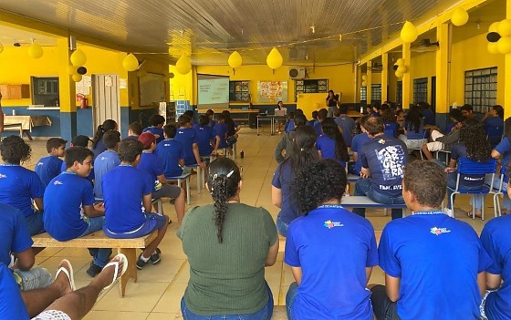 ALUNOS REDE ESTADUAL VOTAÇÃO.jpg