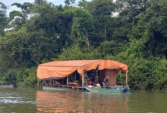 Garimpo ilegal - Rio Teles Pires