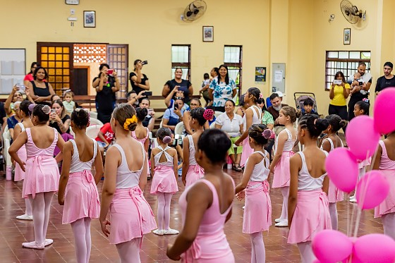 APRESENTAÇÃO BALÉ MENINNAS PROJETO SIMININAS.jpg
