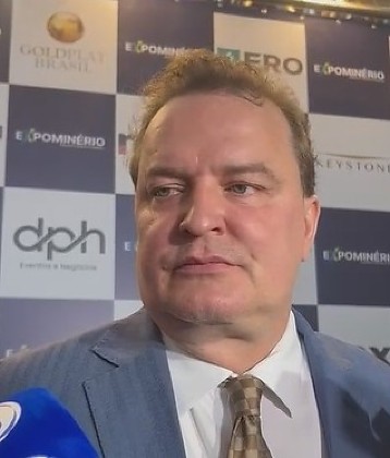 Max não descarta candidatura e provoca: “deputado que não quer ser governador tem que sair da política”   