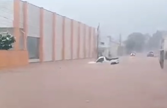 CHUVA PRIMAVERA DO LESTE.jpeg