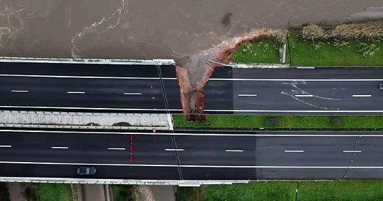 TRECHO DE PONTE - PORTUGAL