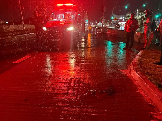 Homem chegou a ser entubado no local, mas não resistiu aos ferimentos após o impacto.