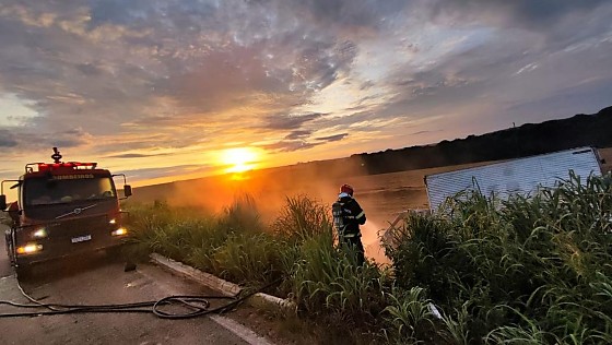 Bombeiros incêndio