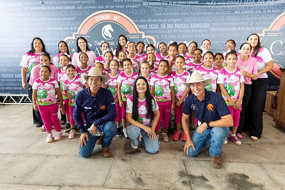 SAMANTHA E MENINAS PROJETO SIMININA .jpeg