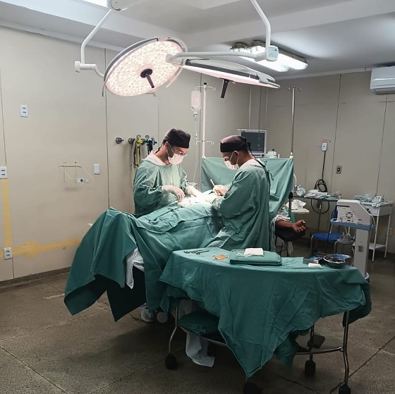 cirurgia pronto socorro.jpeg