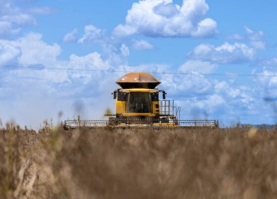COLHEITADEIRA APROSOJA.jpeg