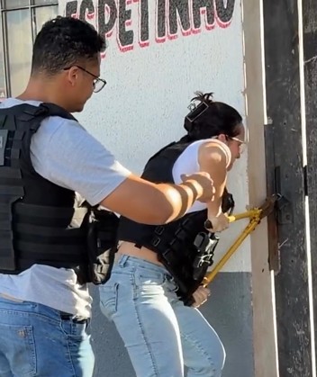 Polícia Civil arromba casa e liberta idosa mantida em condições sub-humanas