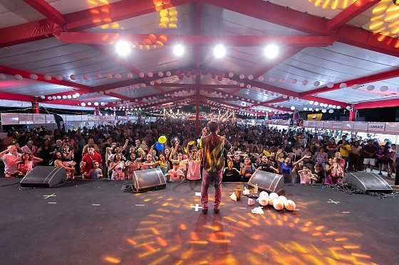 FEIRA DO JAPÃO LOTADA.jpeg