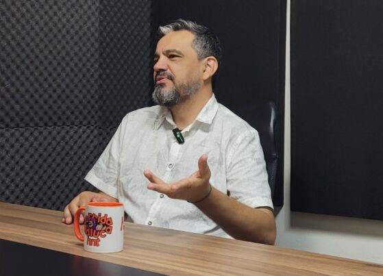 O diretor de cinema, Salles Fernandes, no HNT TV Entrevista.