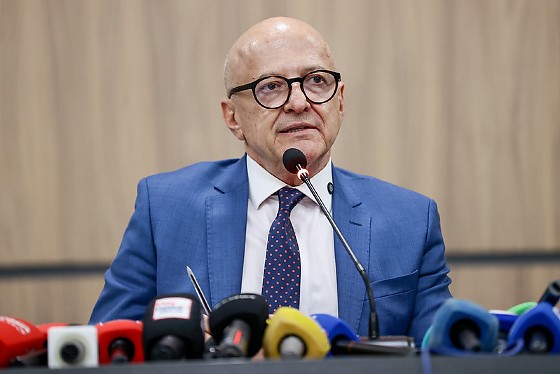 O governador Otaviano Pivetta (Republicanos).