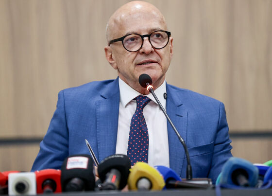 O governador Otaviano Pivetta (Republicanos).