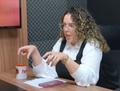 A perita criminal Gigi Barreto no podcast HNT TV Entrevista.