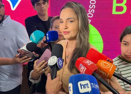 VANIA ROSA