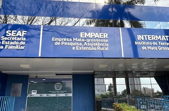 Empaer