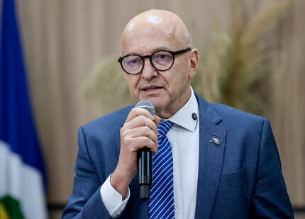 O governador Otaviano Pivetta (Republicanos).