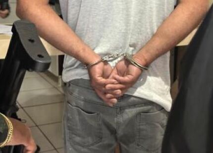 Homem preso por importunação sexual 