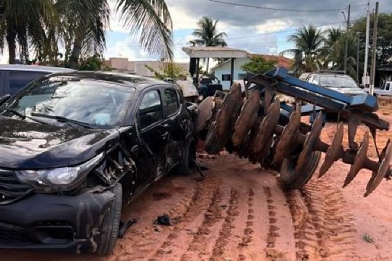 Idoso morre atropelado por trator enquanto realizava concerto