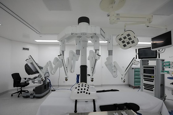 SALA DE CIRURGIA HOSPITAL CENTRAL.jpeg