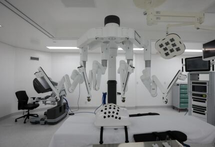 SALA DE CIRURGIA HOSPITAL CENTRAL.jpeg