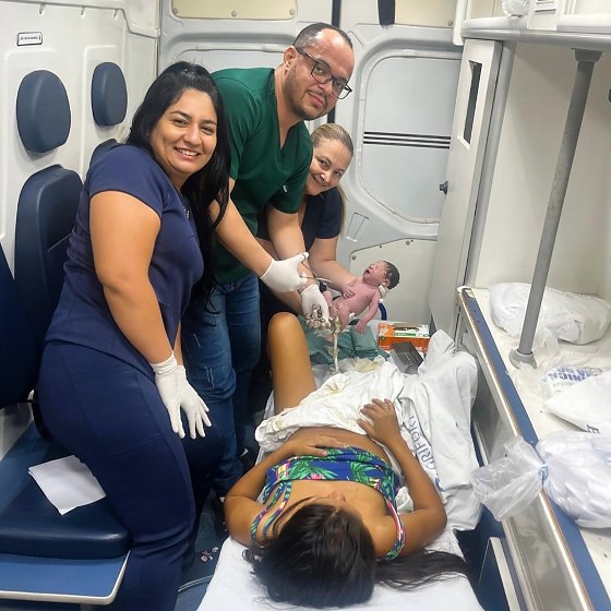 PARTO DE AMBULANCIA.jpeg