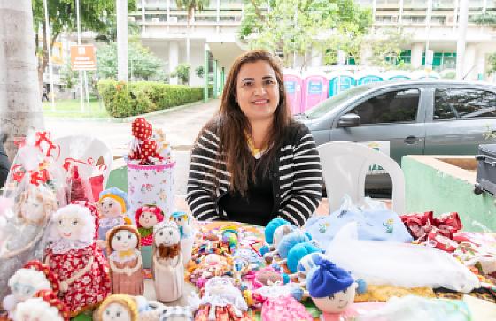 FEIRA ARTESANAL PRAÇA ALENCASTRO