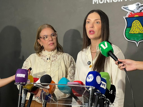Janaina riva e paula calil.jpg