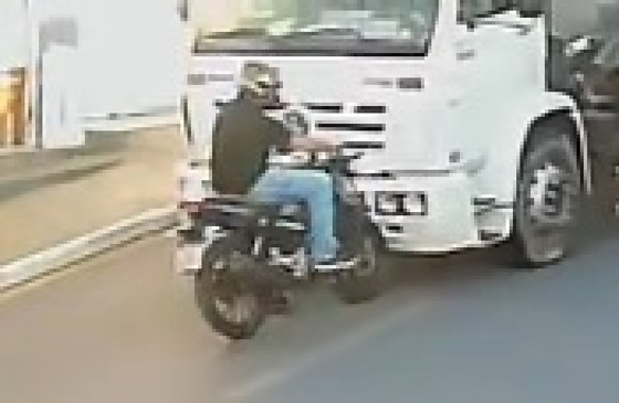 batida frontal no santa isabel.jpeg