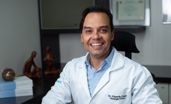 Dr. Eduardo Dicke