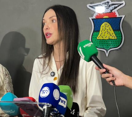 janaina riva 1.jpg