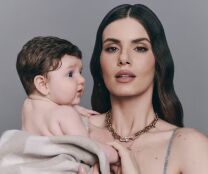 CAMILA QUEIROZ E FILHA.jpeg