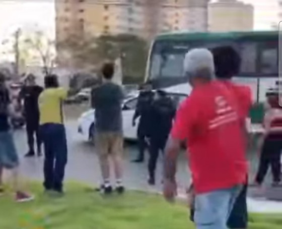 Protesto 6x1