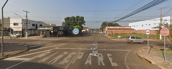 Cruzamento em rondon&oacute;polis