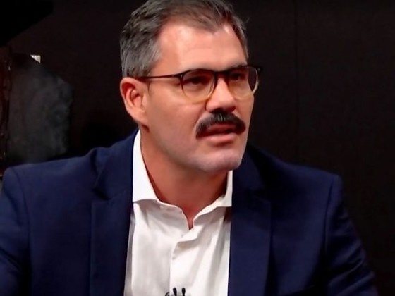 JULIANO CAZARRE.jpeg