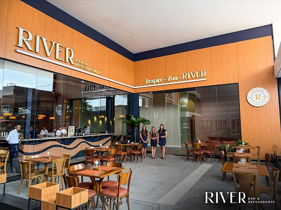 RIVER BAR