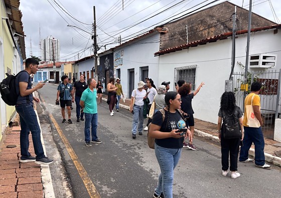 Labirinto Instituto Criativo está com inscrições abertas para oficina de Cartografias Poéticas, que investiga relações entre corpo, espaço e criação artística
