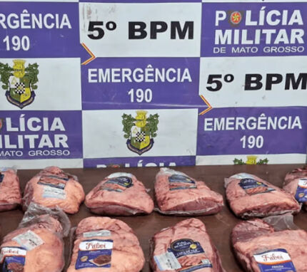 Ladrão de carne em supermercado 