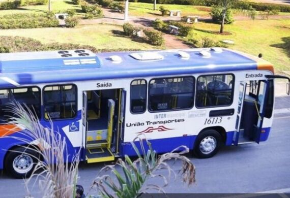 Homem sequestra e ameaça explodir ônibus em Várzea Grande