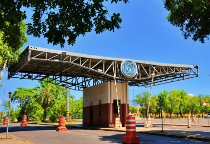 UFMT cai 33 posições em ranking das melhores universidades do mundo