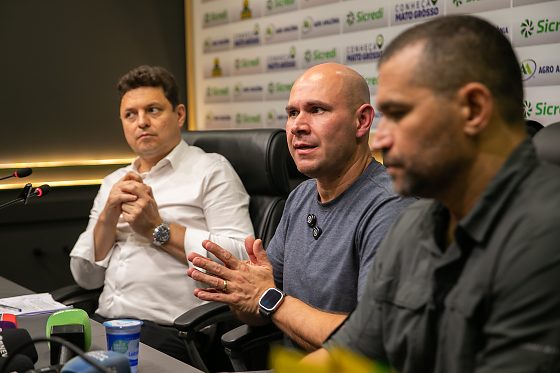 A prefeita de Cuiabá, Abilio Brunini (PL).