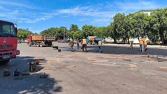 Operação tapa-buracos na UFMT entra na reta final e asfalto novo é entregue neste sábado