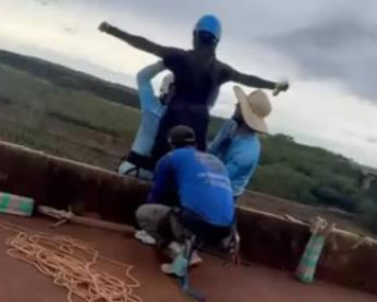 Seis pessoas são presas por morte de jovem em salto de rope jumping sem corda