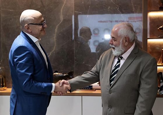 O governador Otaviano Pivetta (Republicanos) e o presidente do Tribunal de Justiça (TJMT), o desembargador José Zuquim Nogueira - da esquerda à direita.