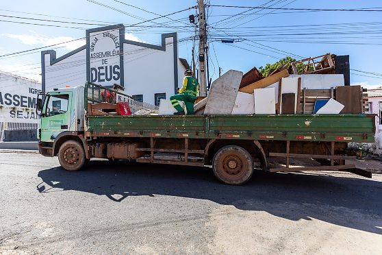 Cata-treco vai passar recolhendo de móveis e materiais inservíveis esta semana