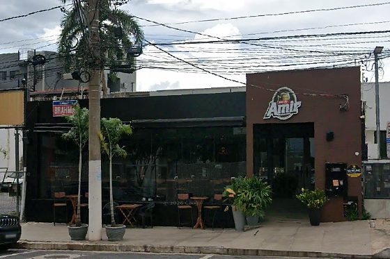 Justiça condena cliente a pagar R$ 10 mil a garçom agredido com tapa no rosto