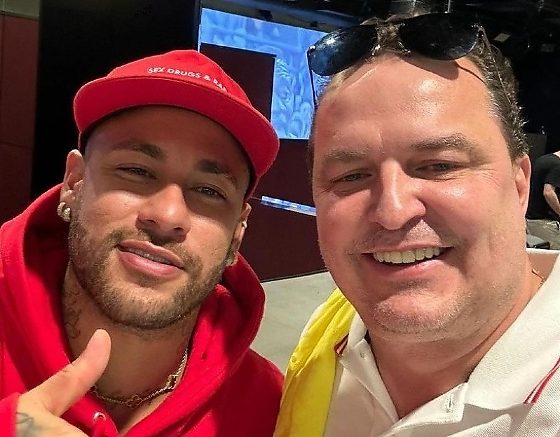 MAX RUSSI E NEYMAR